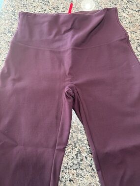 SPANX High-Rise Leggings in Plum
